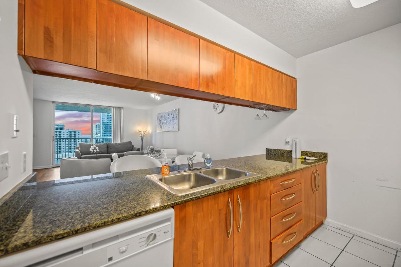 Luxurious 1Br High Rise Condo Brickell-Free Parking Μαϊάμι Εξωτερικό φωτογραφία